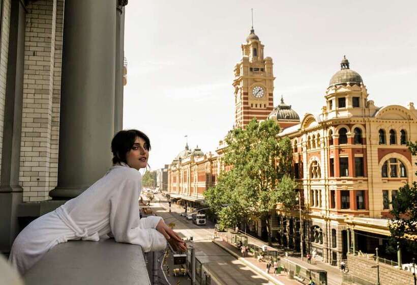 Rendezvous Hotel Melbourne