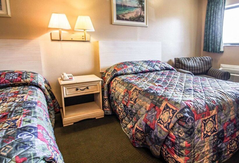 فندق Rodeway Inn