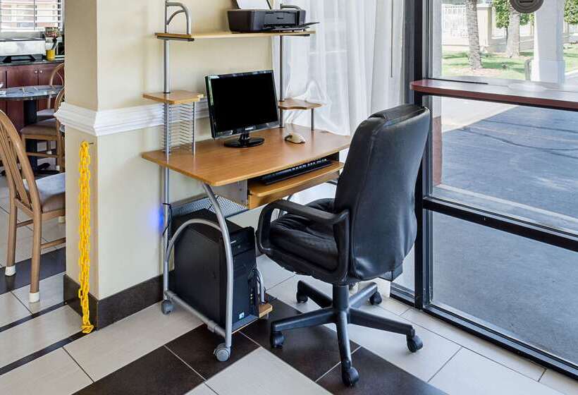 فندق Rodeway Inn Panama City