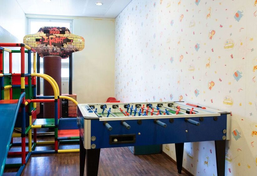 فندق Scandic Helsinki Aviapolis