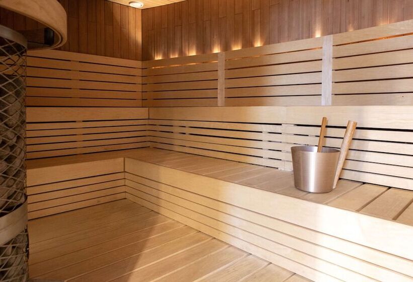 فندق Scandic Helsinki Aviapolis