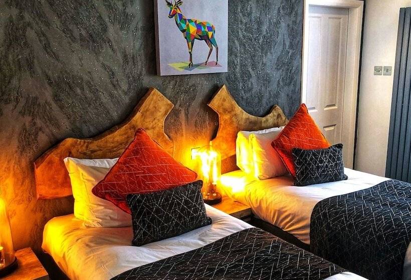 Отель Shrigley Hall