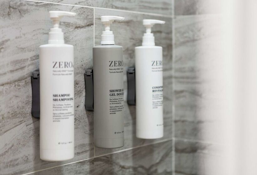 هتل Spark By Hilton Mystic Groton