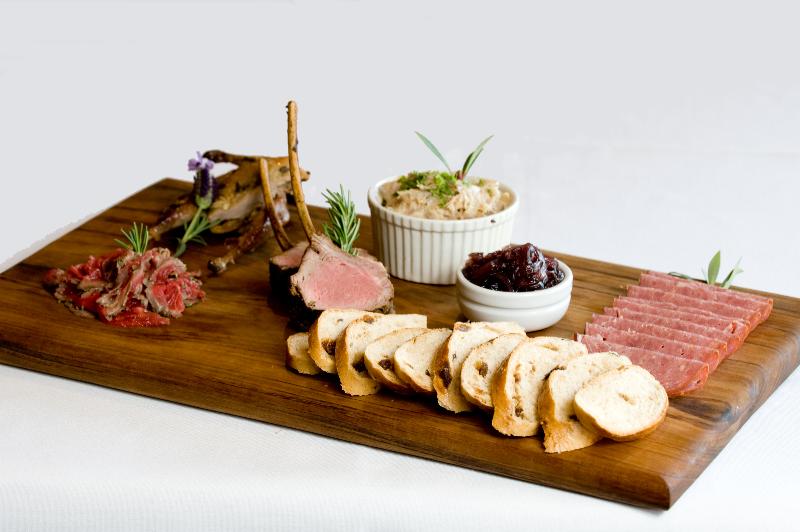 בית מלון כפרי Strahan Village