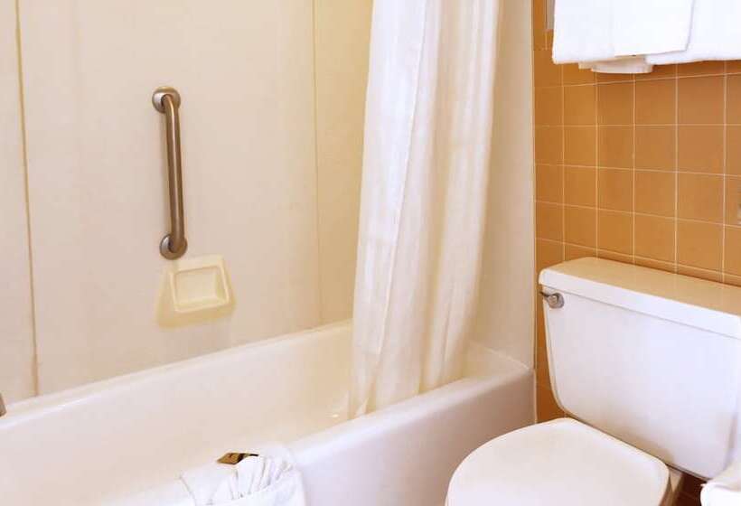 酒店 Sunrise Inn Williamstown