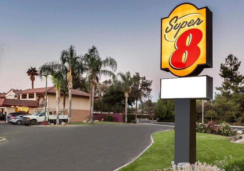 ホテル Super 8 By Wyndham Visalia