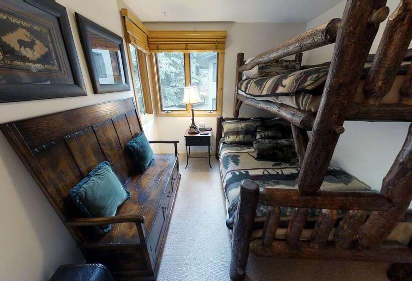 Отель Tamarack Townhomes Coraltree Residence Collection