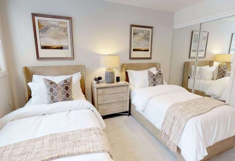 هتل Tamarack Townhomes   Coraltree Residence Collection