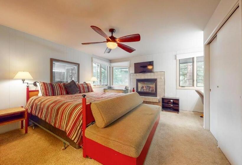 هتل Tamarack Townhomes   Coraltree Residence Collection