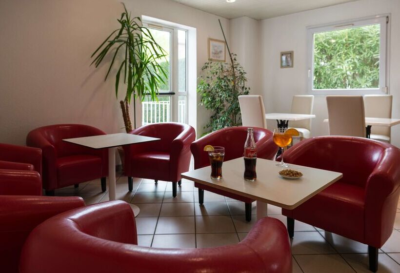 酒店 The Originals City, Hôtel La Belle étape, Brignoles