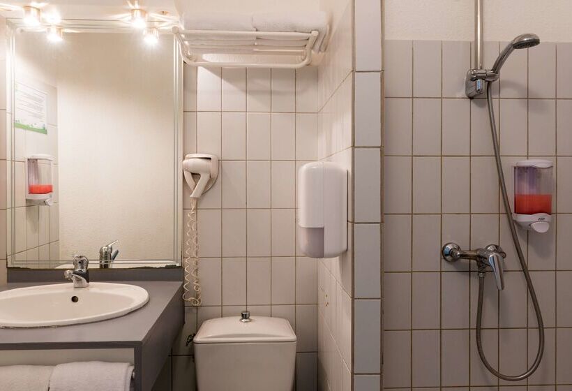 酒店 The Originals City, Hôtel La Belle étape, Brignoles