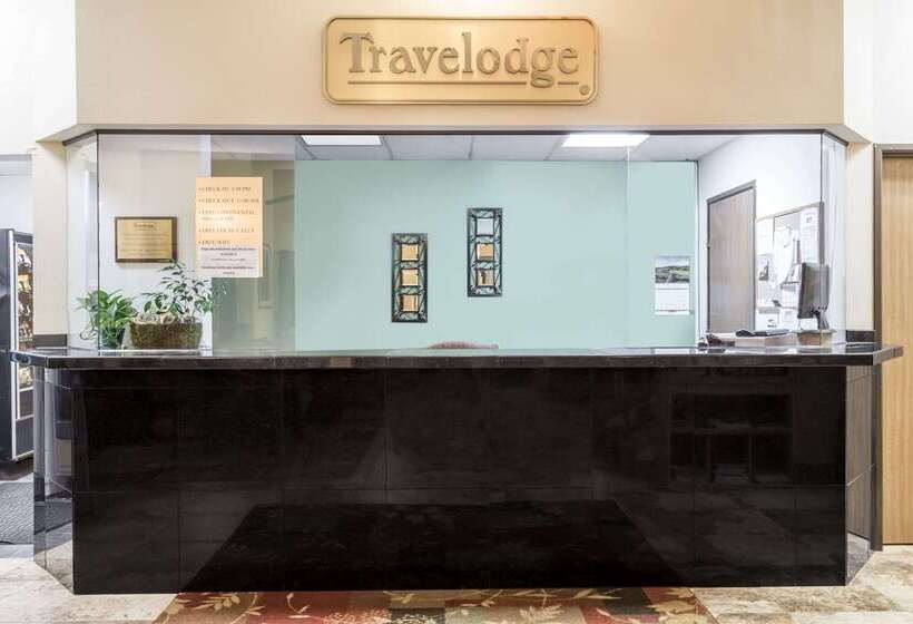 فندق Travelodge By Wyndham Longmont