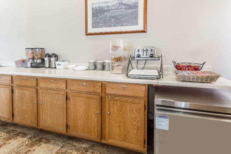 فندق Travelodge By Wyndham Longmont