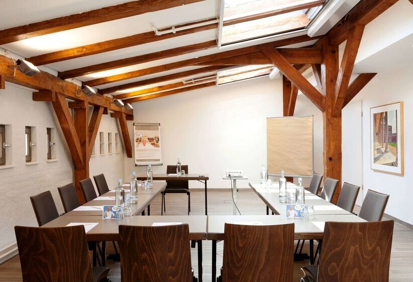 ホテル Vienna House By Wyndham Havelufer Potsdam