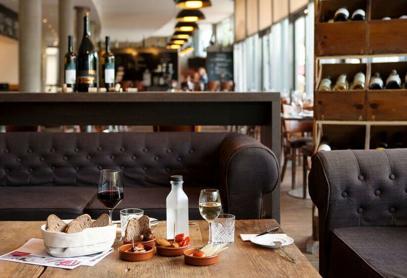 هتل Vienna House By Wyndham Havelufer Potsdam