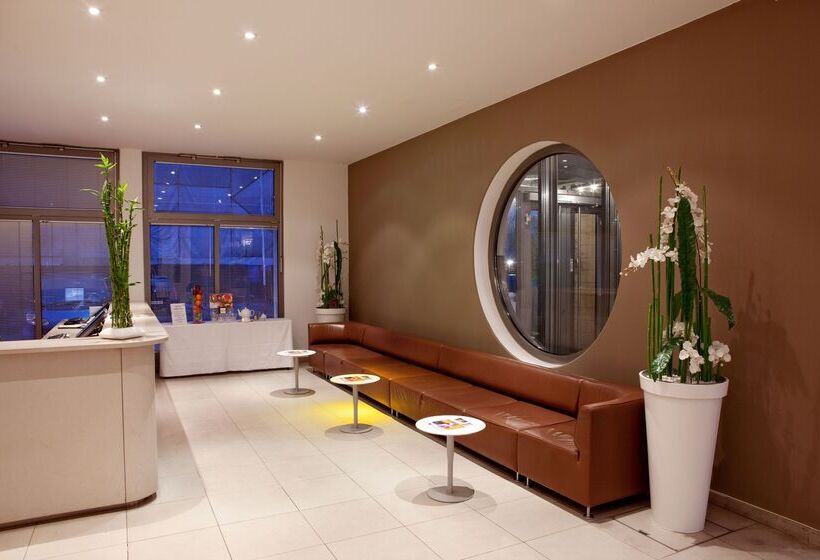 ホテル Vienna House By Wyndham Havelufer Potsdam