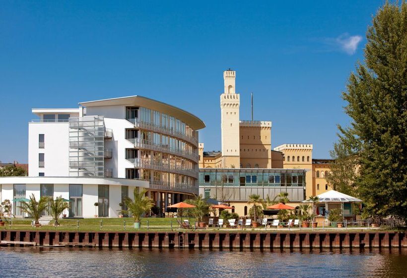 هتل Vienna House By Wyndham Havelufer Potsdam