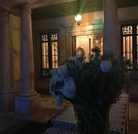 ホテル Villa Fiordaliso