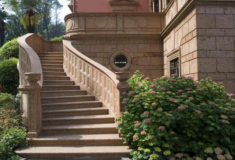 ホテル Villa Fiordaliso