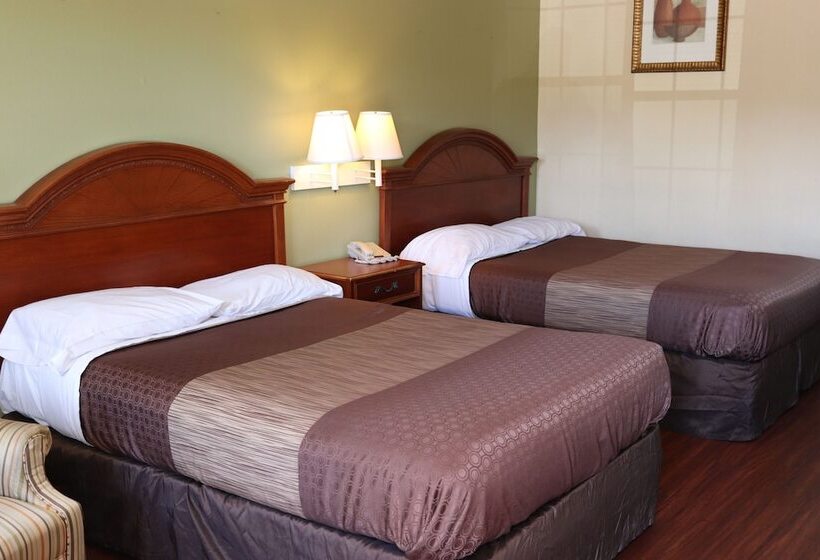 فندق Woodstream Inn