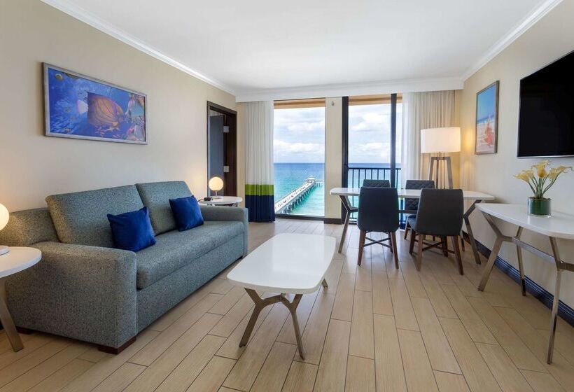 فندق Wyndham Deerfield Beach Resort