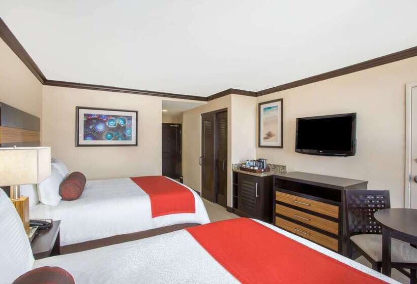 فندق Wyndham Deerfield Beach Resort