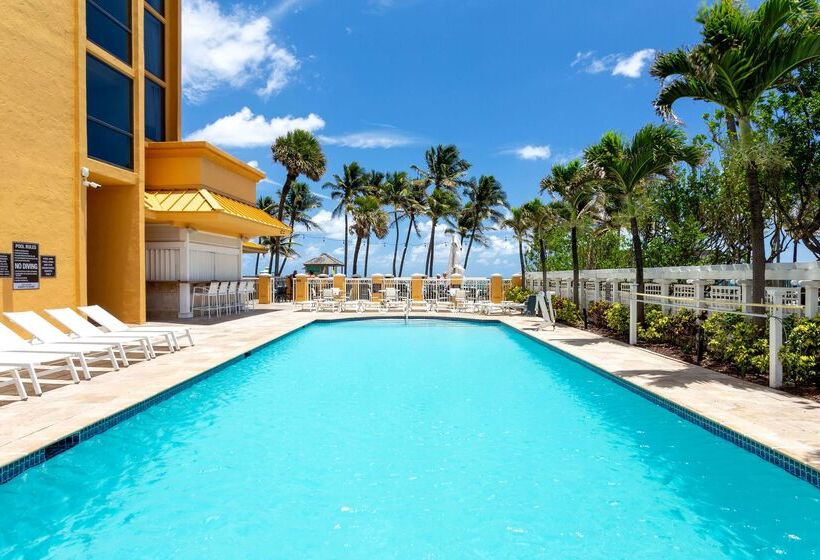 فندق Wyndham Deerfield Beach Resort