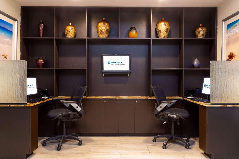 فندق Wyndham Deerfield Beach Resort