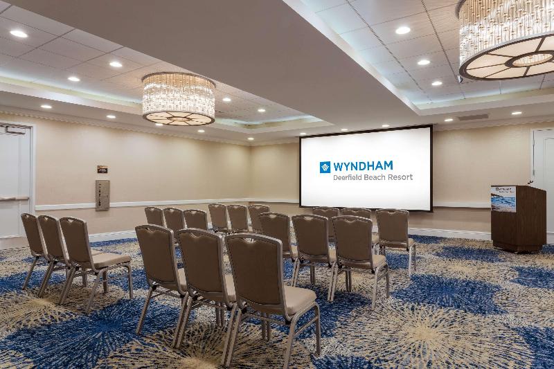 فندق Wyndham Deerfield Beach Resort