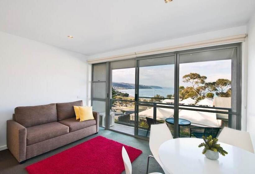 Lorne Bay View Motel