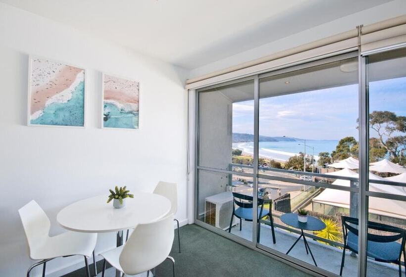 Lorne Bay View Motel