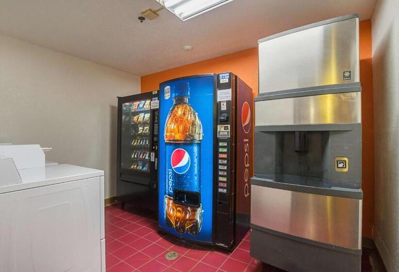 Motel 6 Waterloo, Ia   Crossroads Mall   Cedar Falls