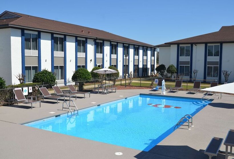 מוטל Americas Best Value Inn & Suites Foley