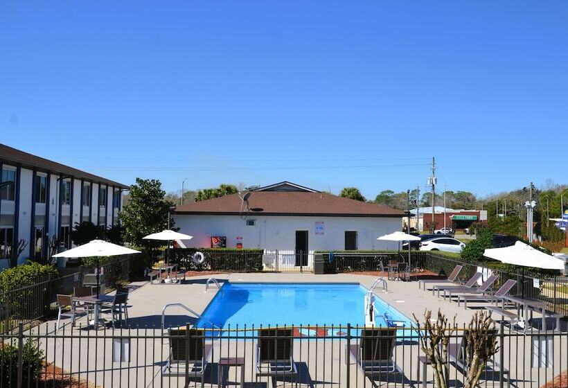 מוטל Americas Best Value Inn & Suites Foley