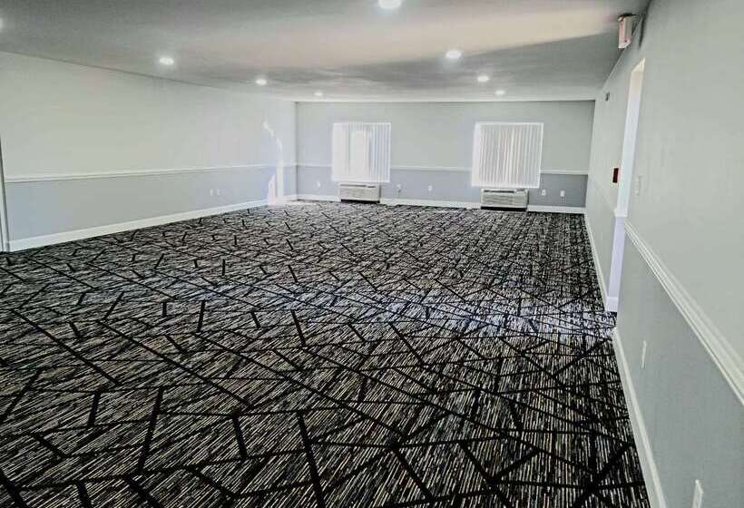 מוטל Americas Best Value Inn & Suites Foley