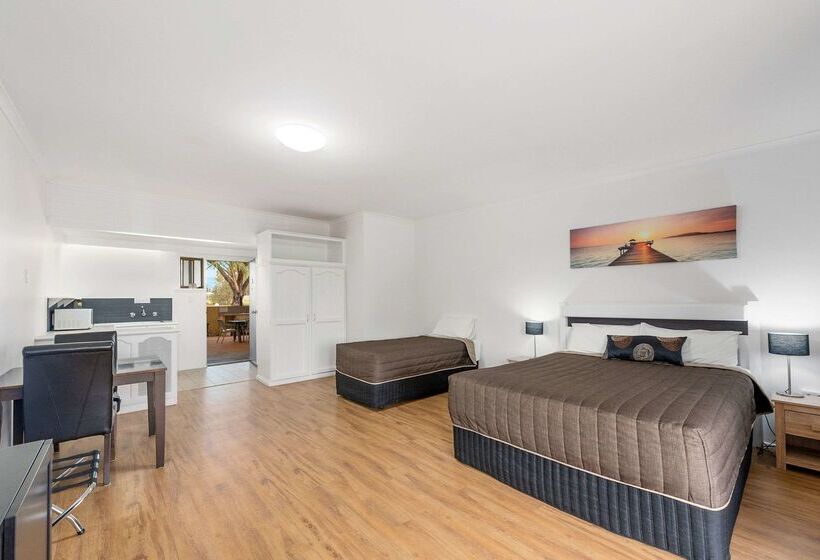 فندق على الطريق Comfort Inn & Suites Riverland