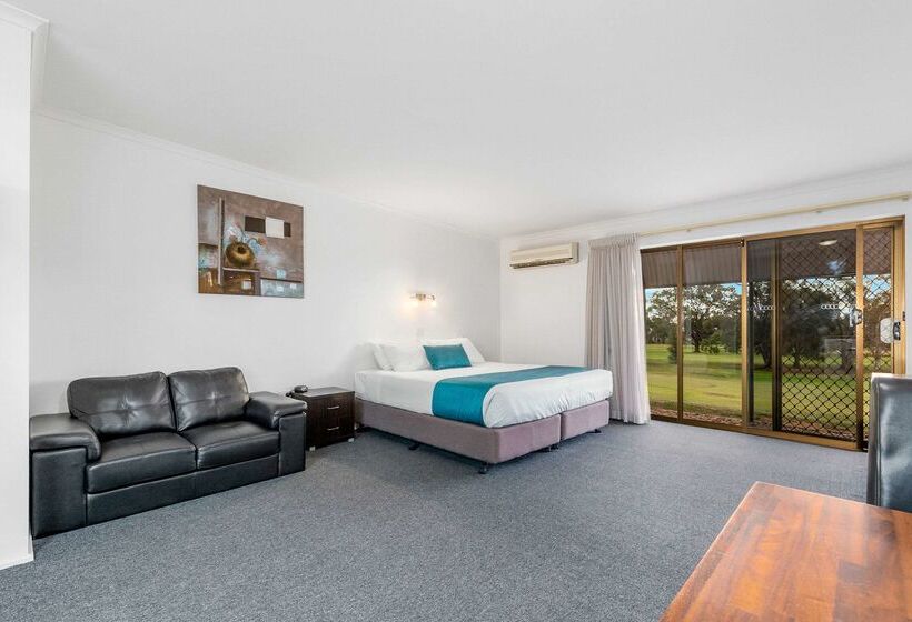 فندق على الطريق Comfort Inn & Suites Riverland