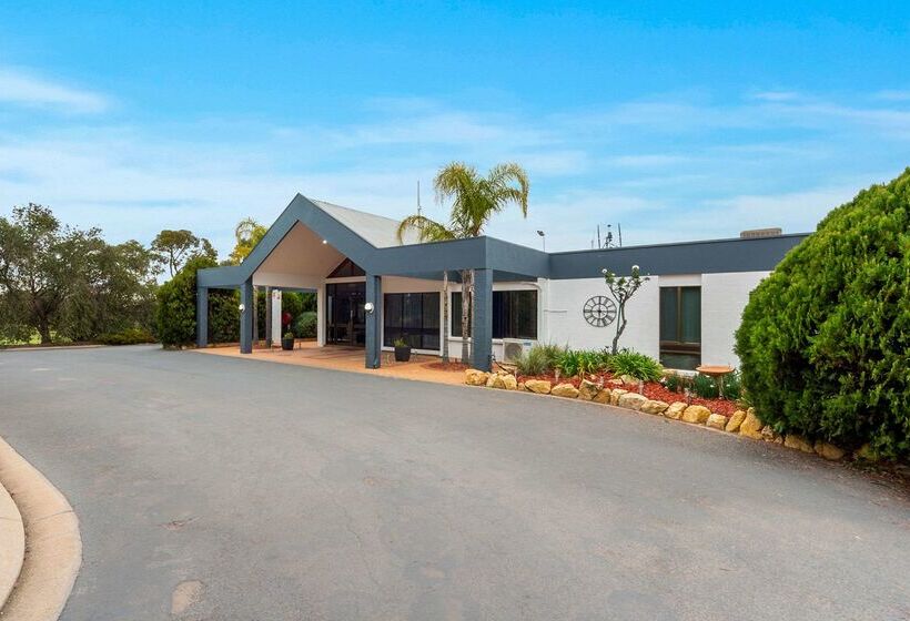 فندق على الطريق Comfort Inn & Suites Riverland