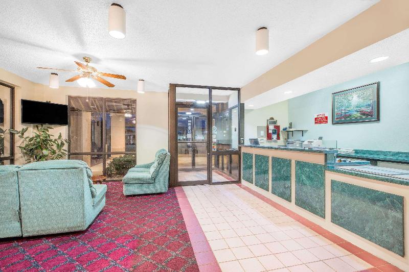 汽车旅馆  Travel Inn North Little Rock