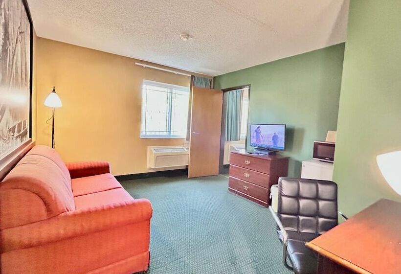 فندق على الطريق Express Inn Parsons