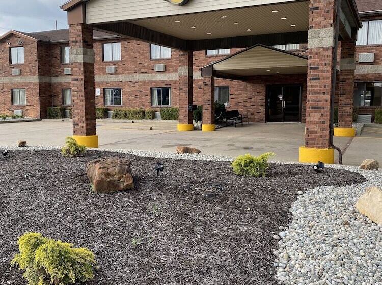 모텔 Super 8 By Wyndham Independence Ks