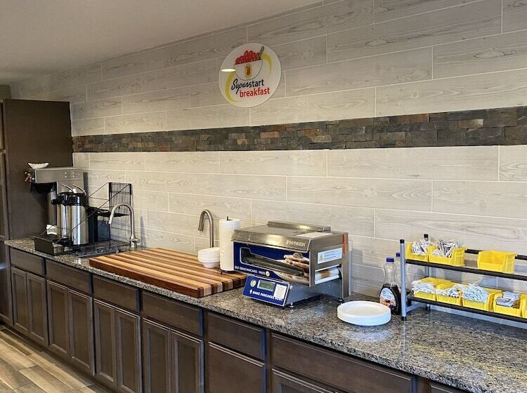 فندق على الطريق Super 8 By Wyndham Independence Ks