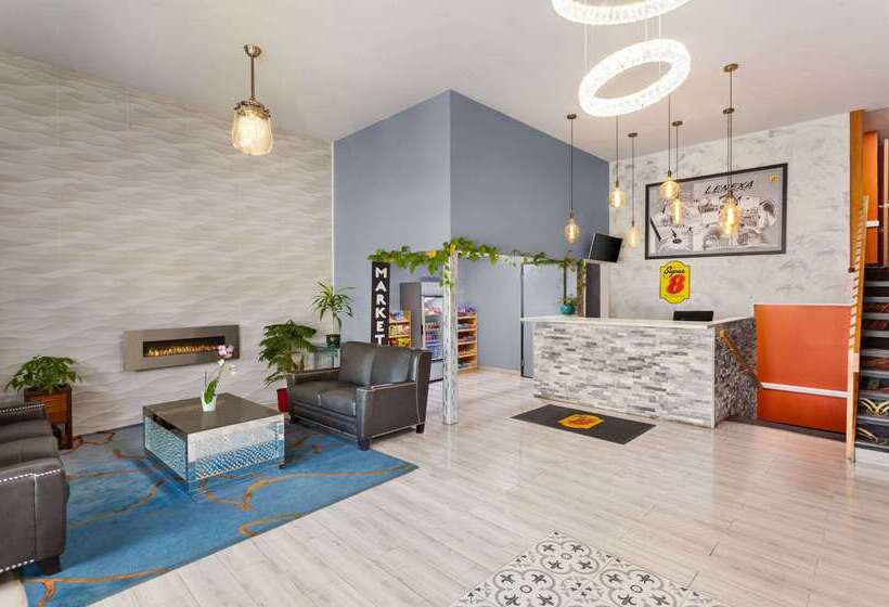فندق على الطريق Super 8 By Wyndham Lenexa Overland Park Area/mall Area