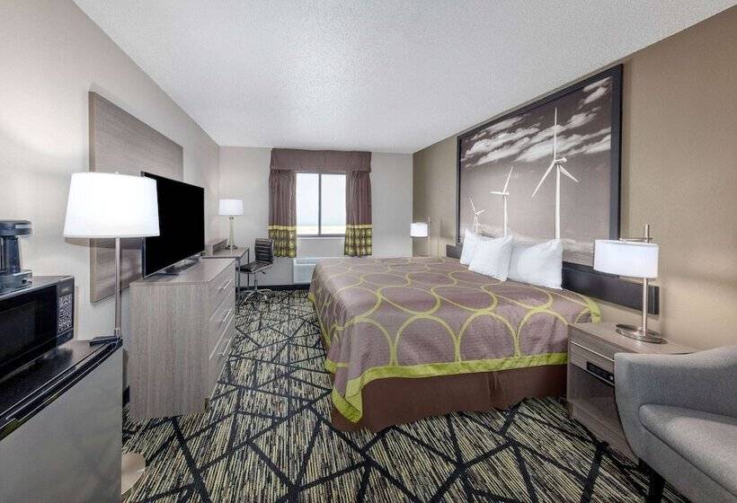 فندق على الطريق Super 8 By Wyndham Pratt