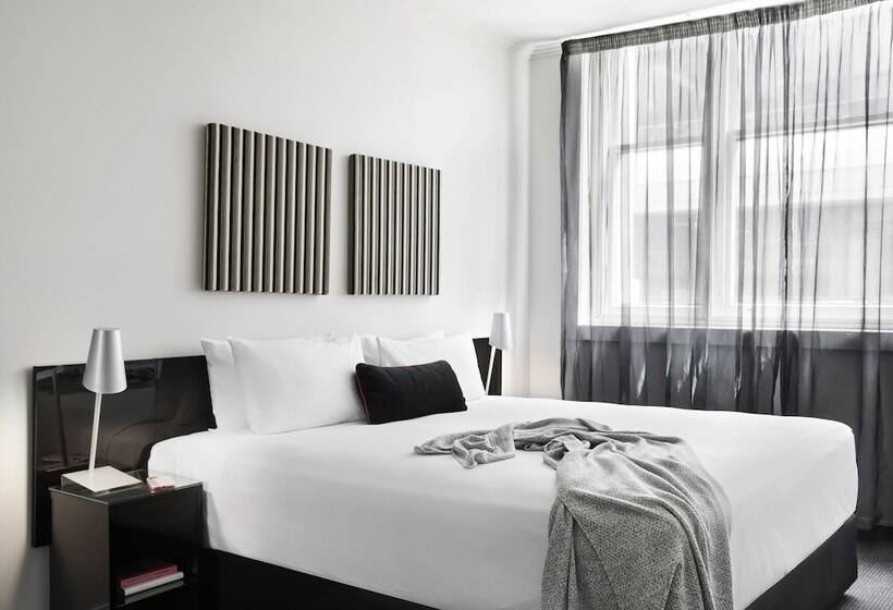 Punthill Apartment Hotel   Flinders Lane