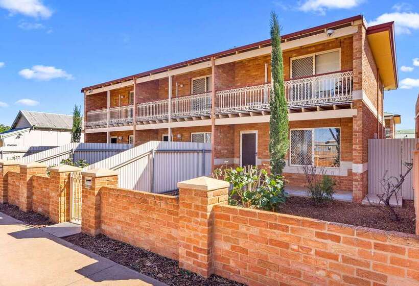 Quality Inn Railway Motel