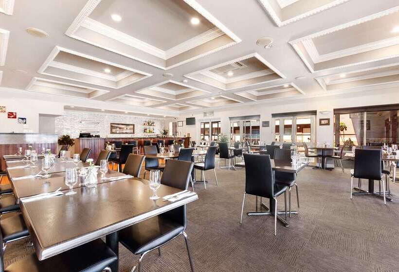 Quality Inn Railway Motel