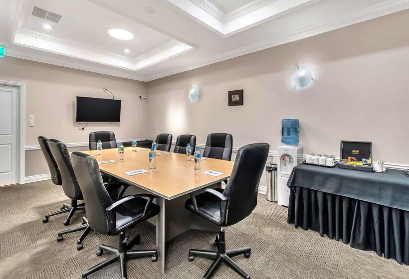 Quality Inn Railway Motel