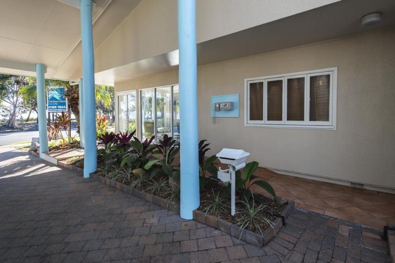אתר נופש The Beach Motel Hervey Bay