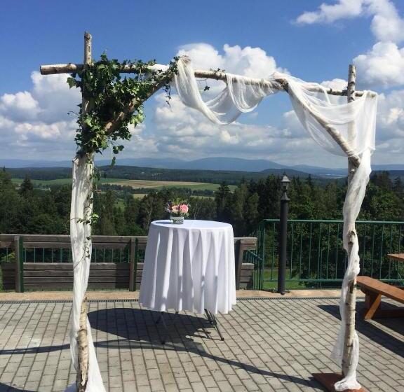 Retro Hotel Pod Zvičinou